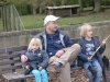 karla-markus-jelle-auf-bank