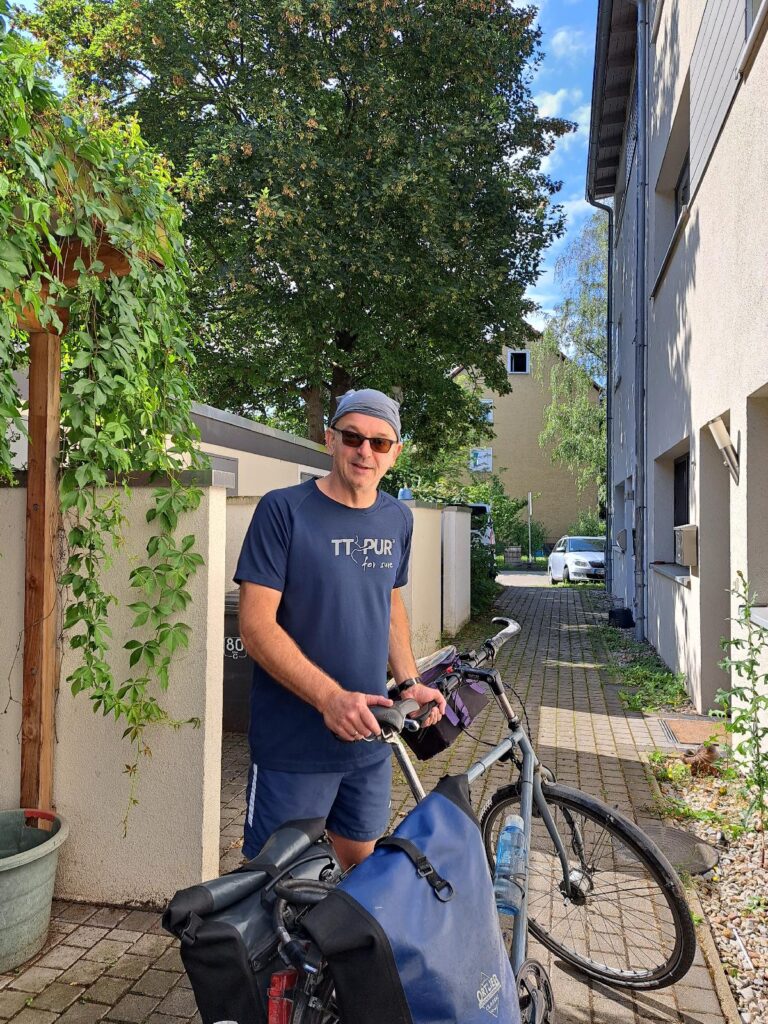 Markus fährt Fahrrad